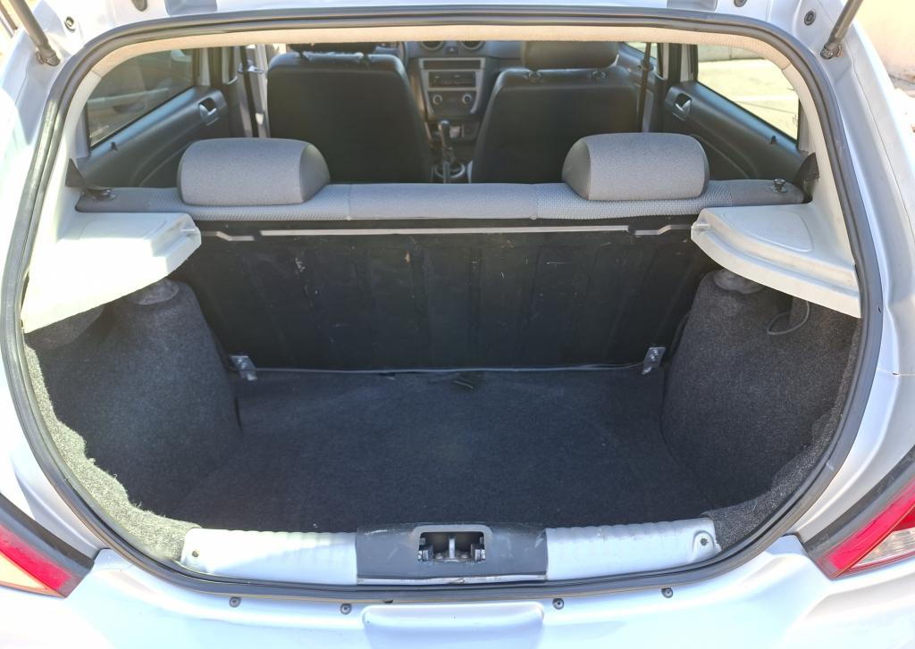 VOLKSWAGEN Gol - Foto