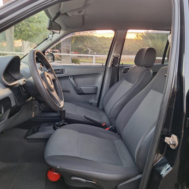 VOLKSWAGEN Gol - Foto