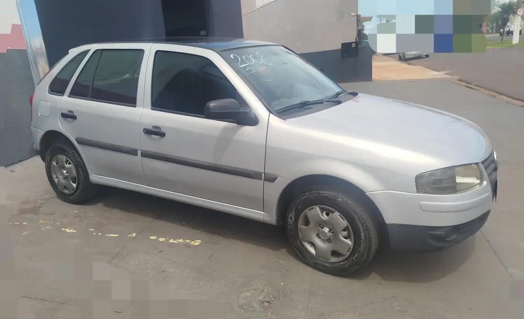 VOLKSWAGEN Gol