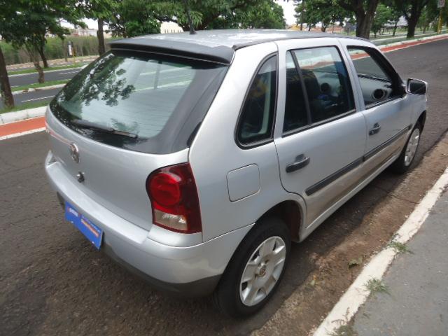 VOLKSWAGEN Gol - Foto