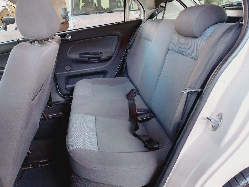 VOLKSWAGEN Gol - Foto