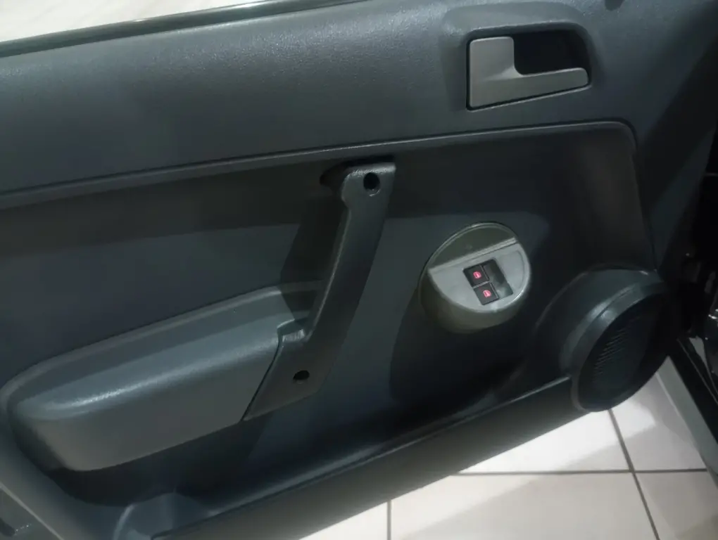 VOLKSWAGEN Gol - Foto