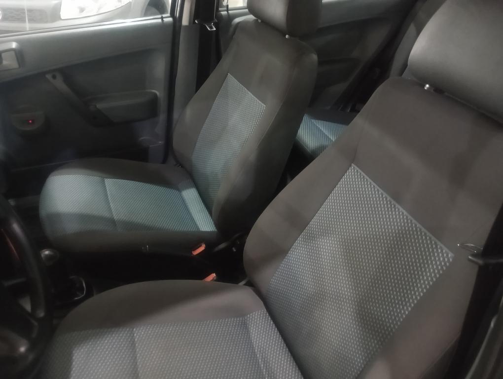 VOLKSWAGEN Gol - Foto