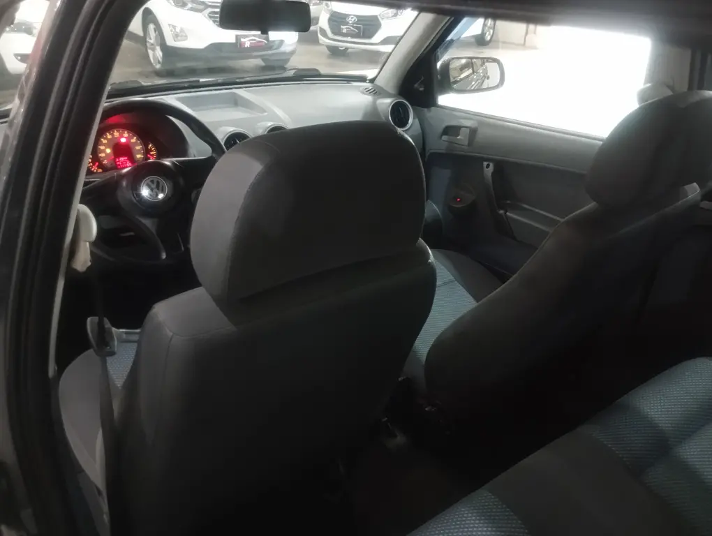 VOLKSWAGEN Gol - Foto