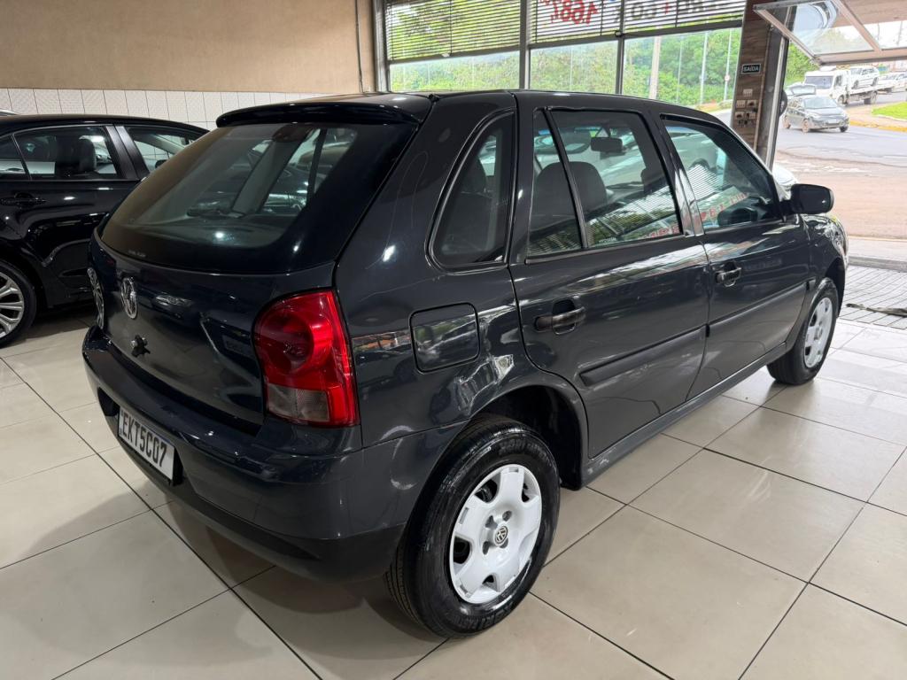 VOLKSWAGEN Gol - Foto