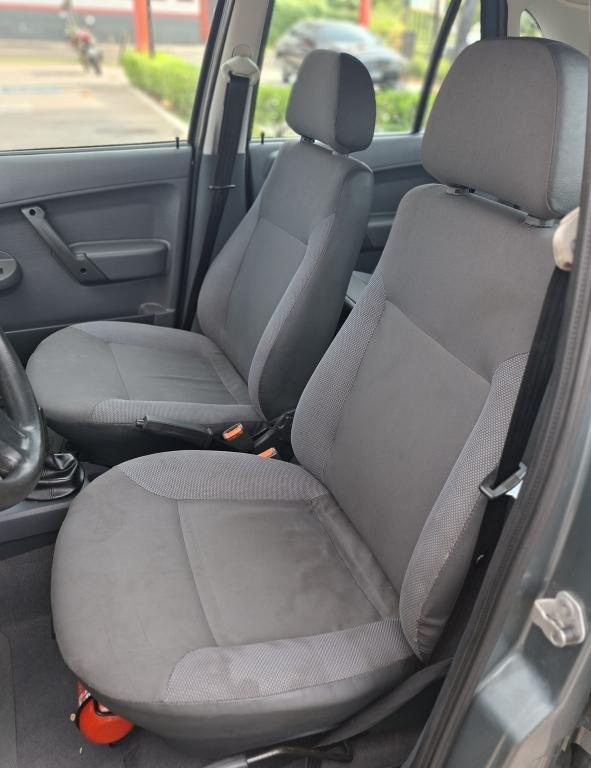 VOLKSWAGEN Gol - Foto