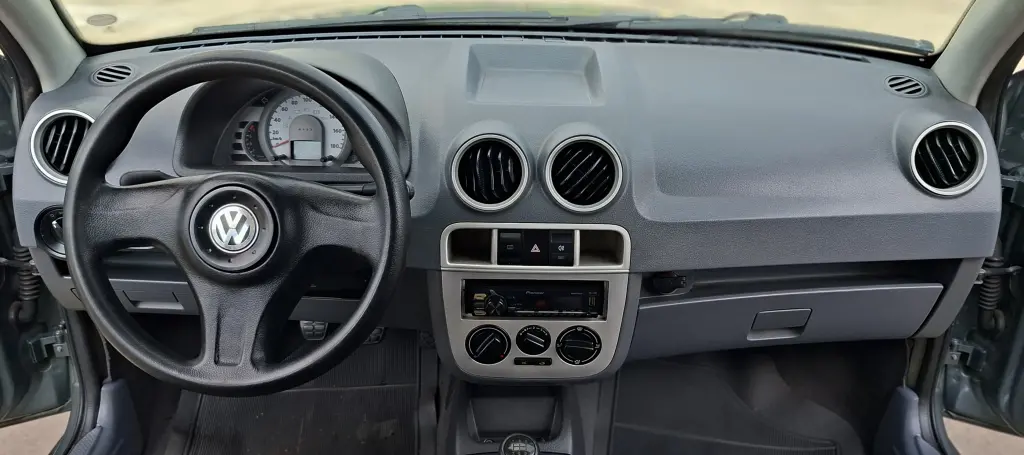 VOLKSWAGEN Gol - Foto