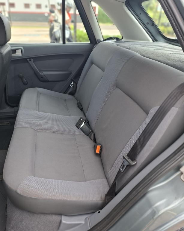 VOLKSWAGEN Gol - Foto