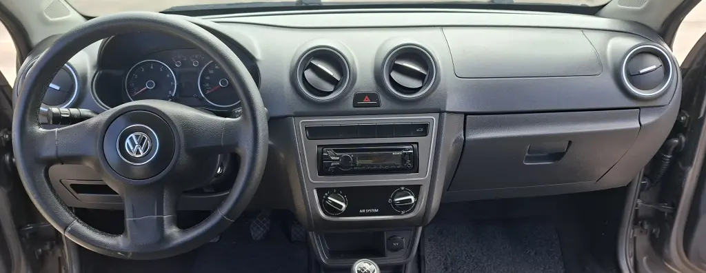 VOLKSWAGEN Gol - Foto