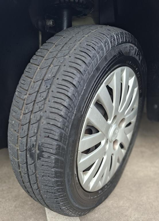VOLKSWAGEN Gol - Foto