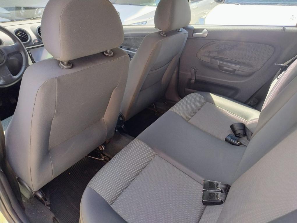 VOLKSWAGEN Gol - Foto