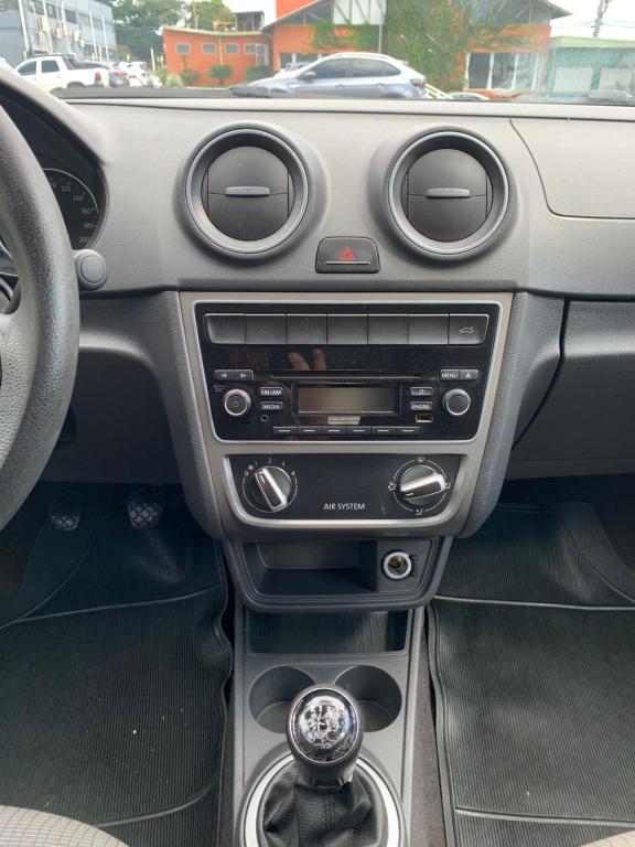 VOLKSWAGEN Gol - Foto