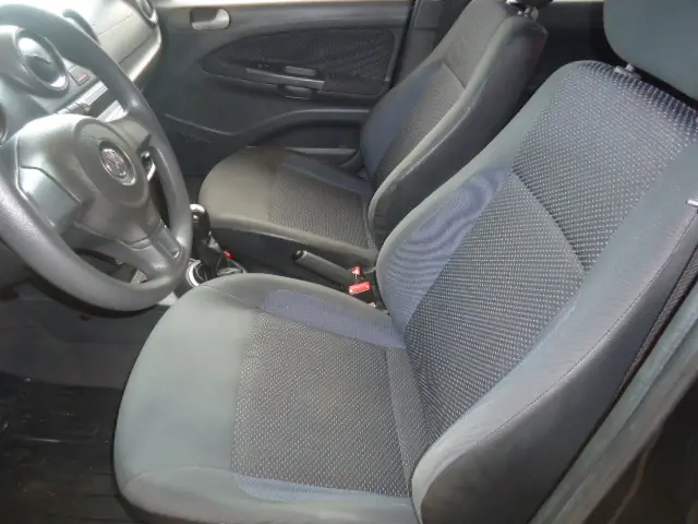 VOLKSWAGEN Gol - Foto