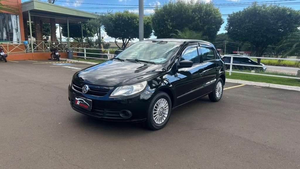 VOLKSWAGEN Gol