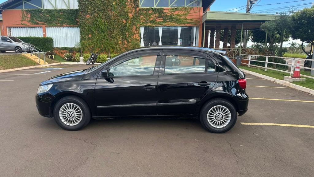 VOLKSWAGEN Gol - Foto