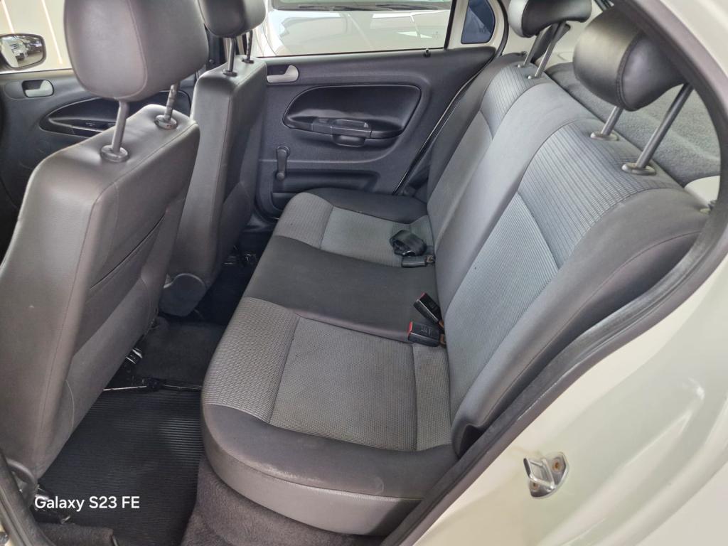 VOLKSWAGEN Gol - Foto