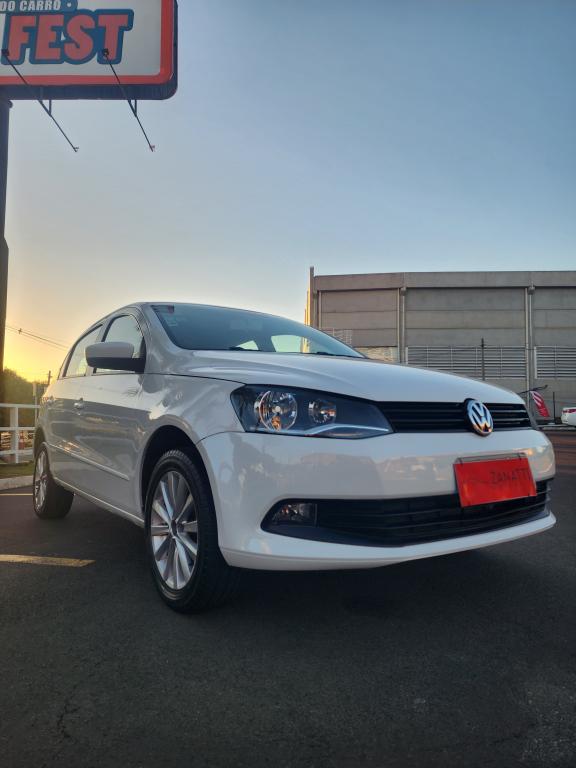 VOLKSWAGEN Gol