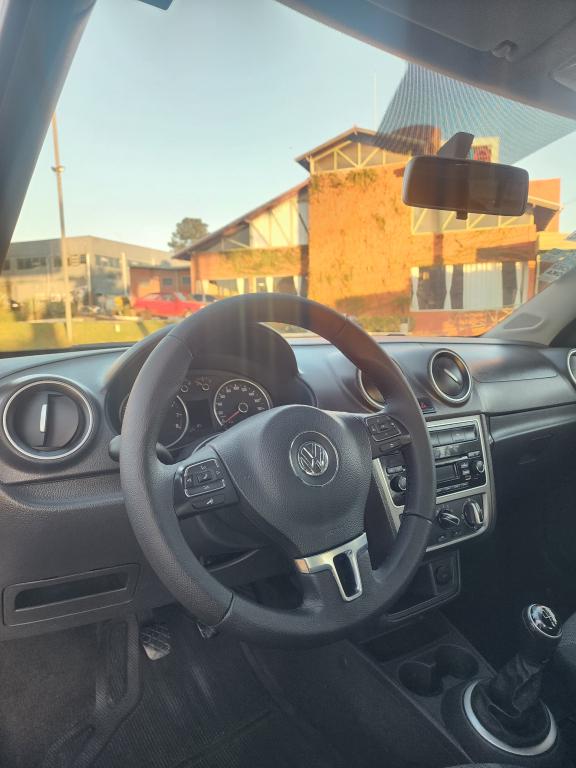 VOLKSWAGEN Gol - Foto