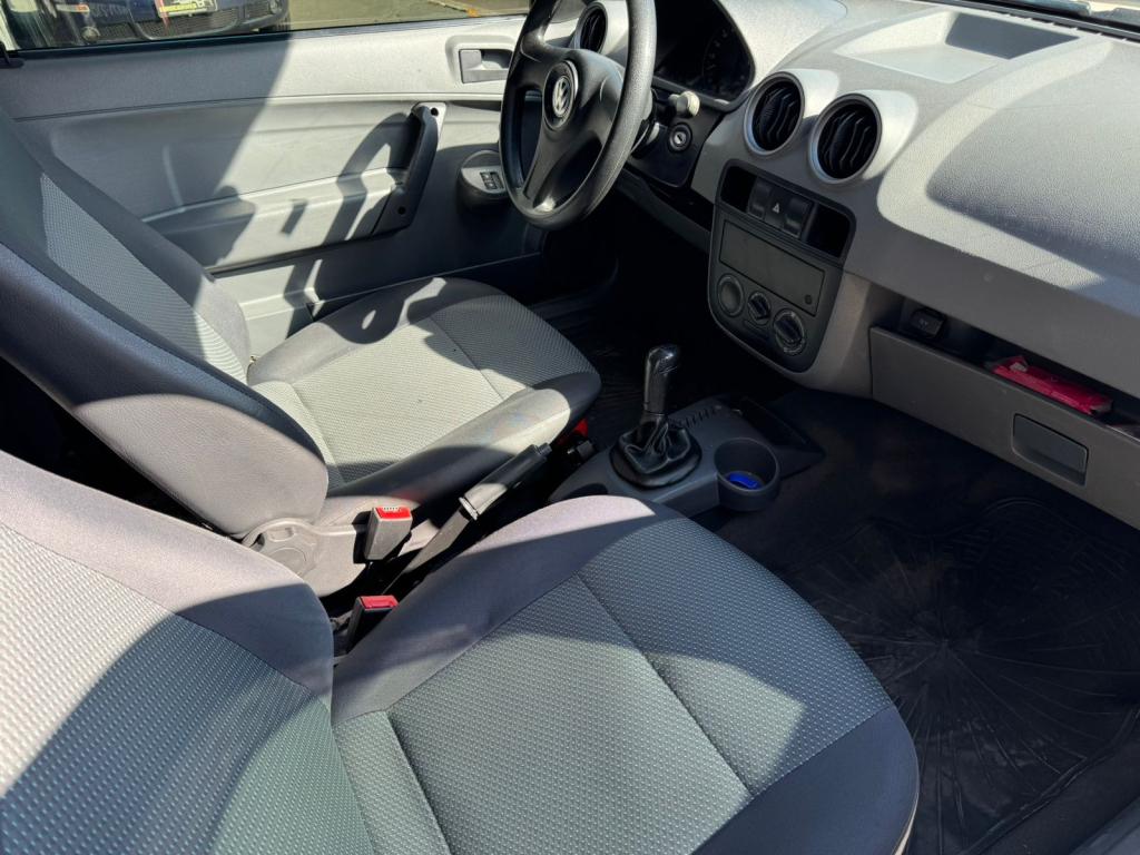 VOLKSWAGEN Gol - Foto