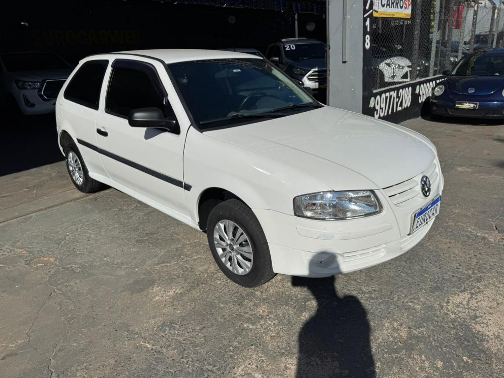 VOLKSWAGEN Gol - Foto