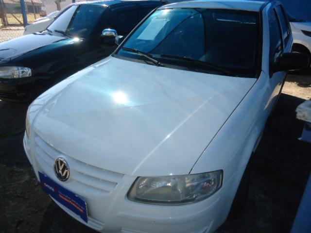 VOLKSWAGEN Gol