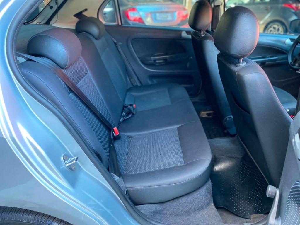 VOLKSWAGEN Gol - Foto