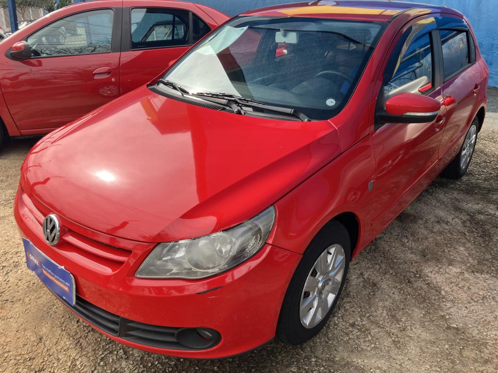 VOLKSWAGEN Gol