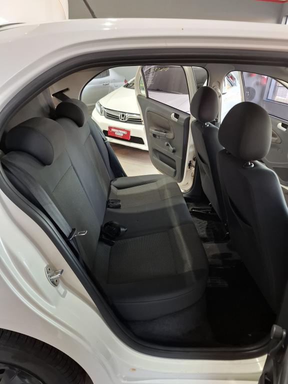 VOLKSWAGEN Gol - Foto