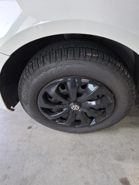 VOLKSWAGEN Gol - Foto