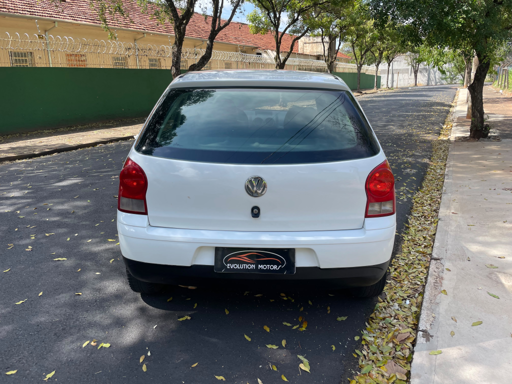 VOLKSWAGEN Gol - Foto