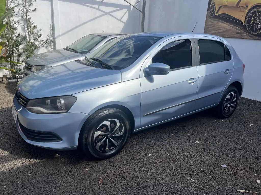 VOLKSWAGEN Gol