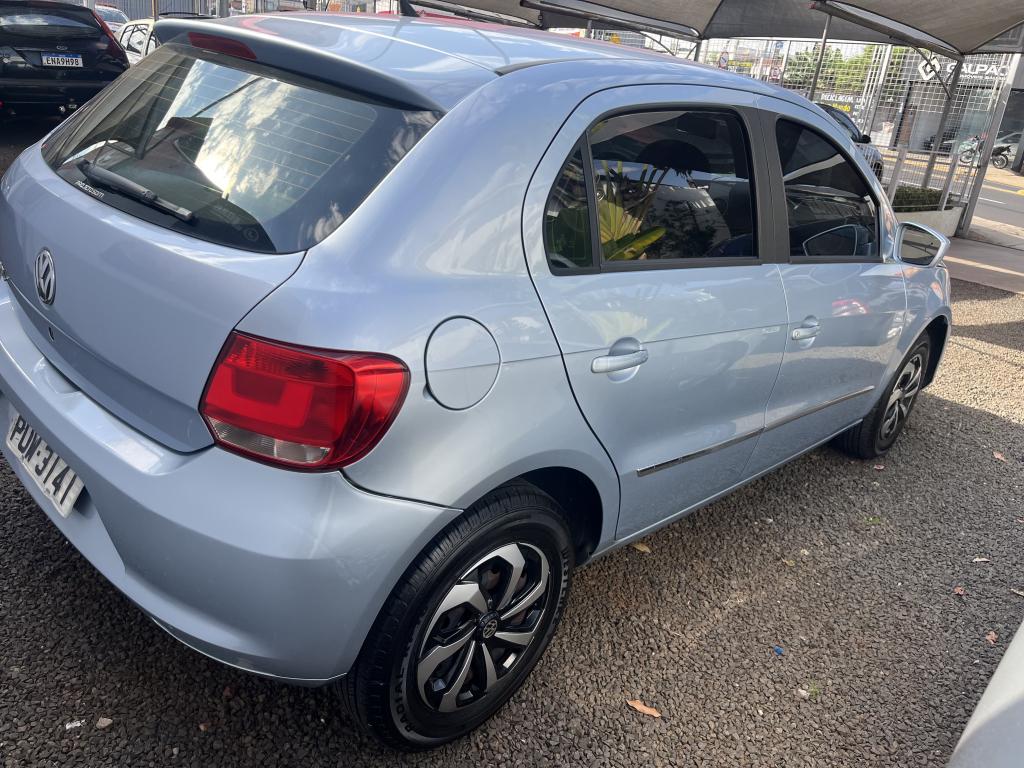 VOLKSWAGEN Gol - Foto