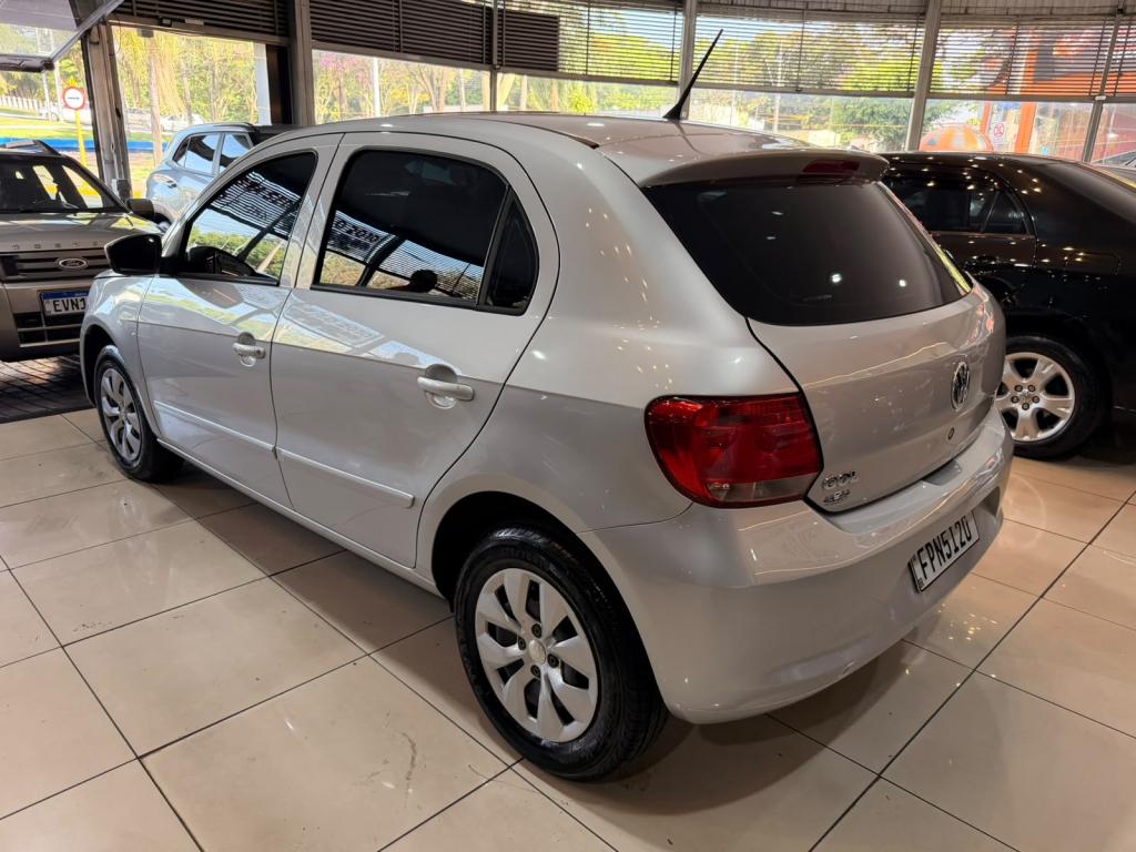 VOLKSWAGEN Gol - Foto
