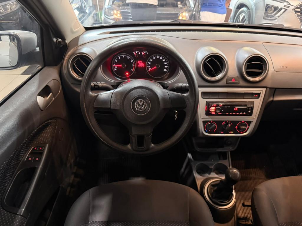 VOLKSWAGEN Gol - Foto
