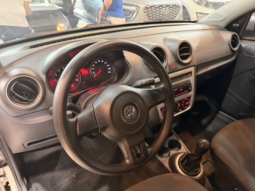 VOLKSWAGEN Gol - Foto