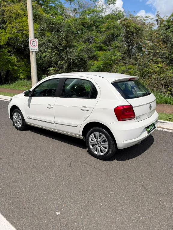 VOLKSWAGEN Gol - Foto
