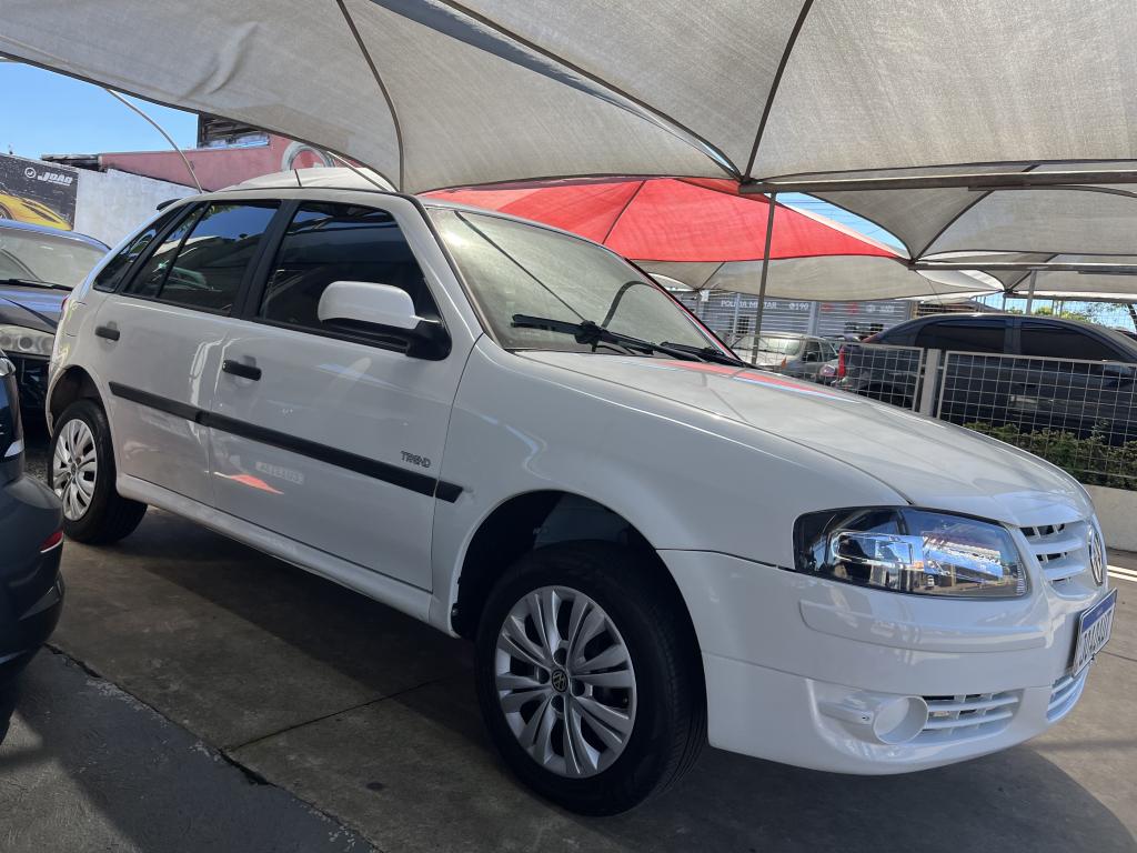 VOLKSWAGEN Gol - Foto