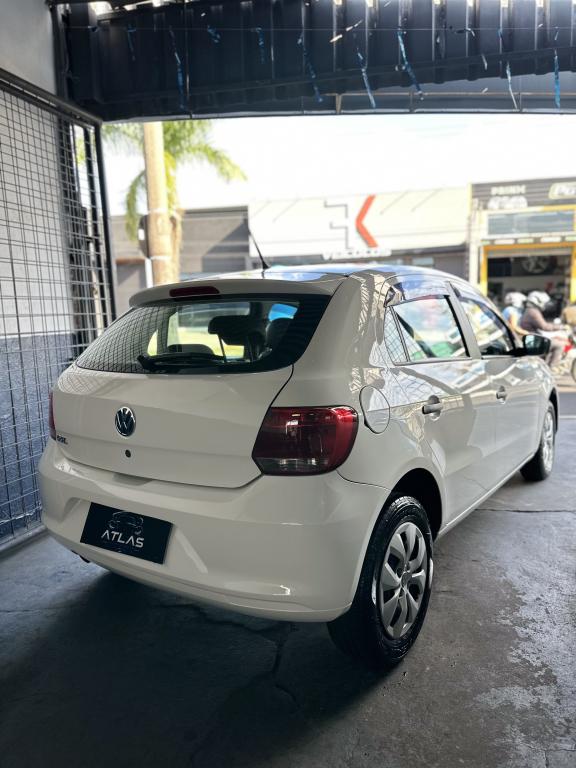 VOLKSWAGEN Gol - Foto