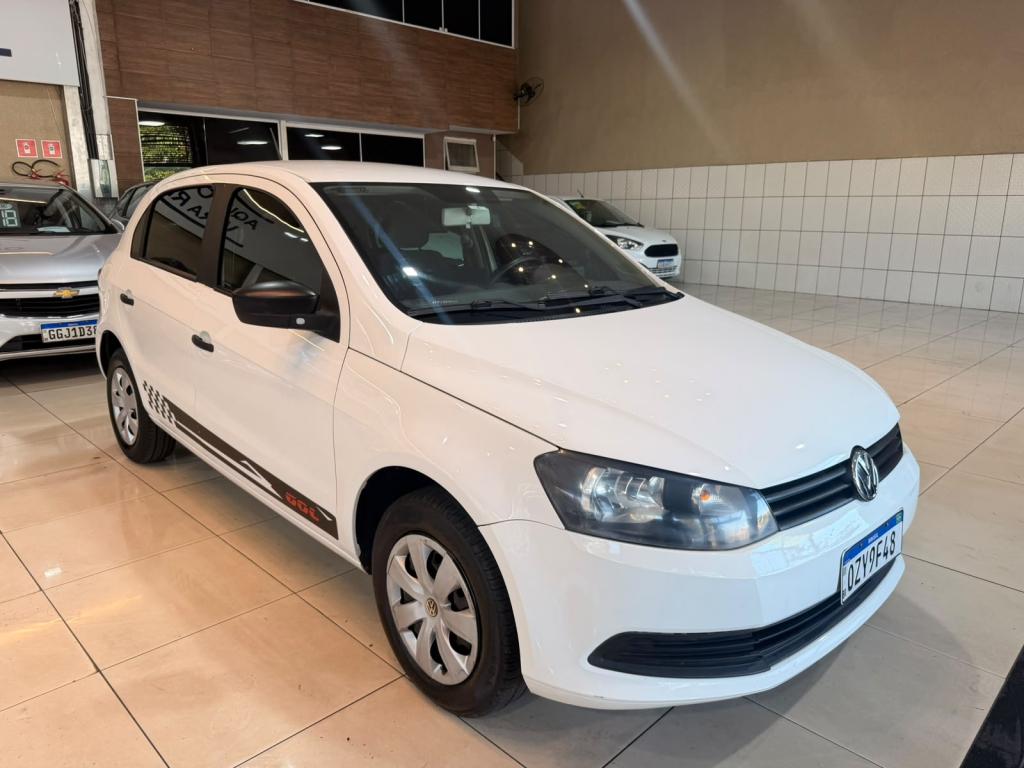 VOLKSWAGEN Gol