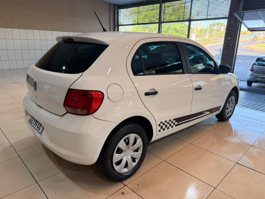 VOLKSWAGEN Gol - Foto
