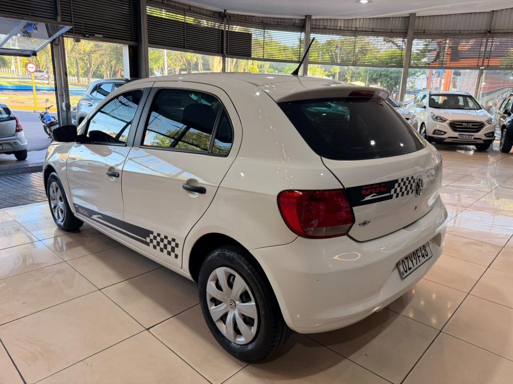 VOLKSWAGEN Gol - Foto