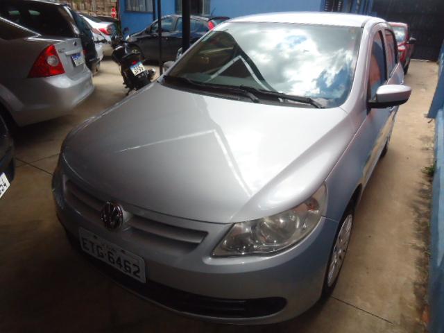 VOLKSWAGEN Gol
