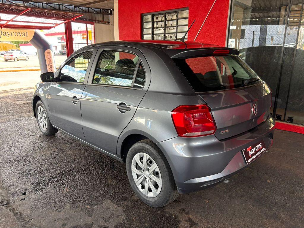 VOLKSWAGEN Gol - Foto
