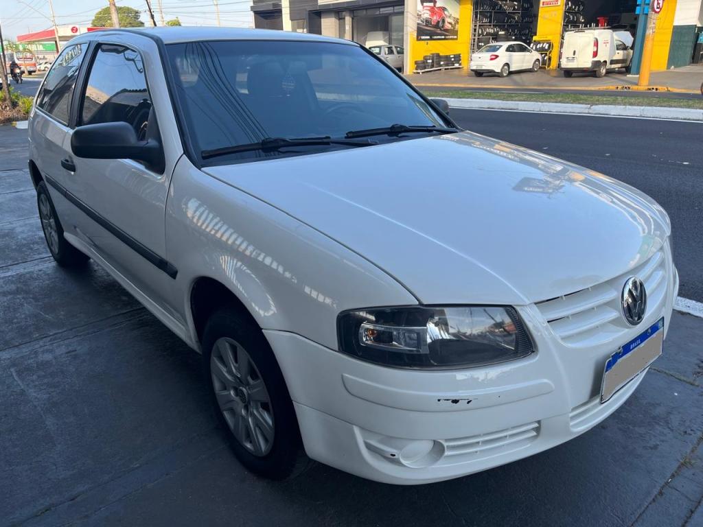 VOLKSWAGEN Gol - Foto