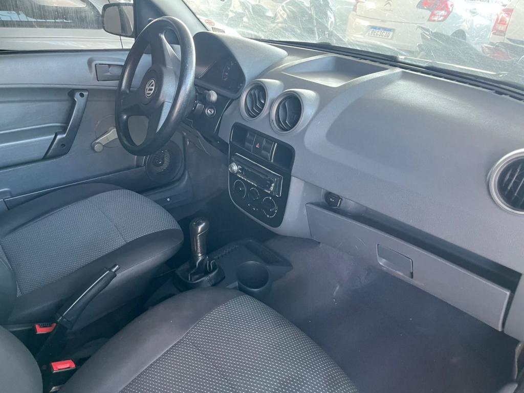 VOLKSWAGEN Gol - Foto