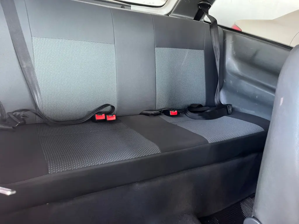 VOLKSWAGEN Gol - Foto