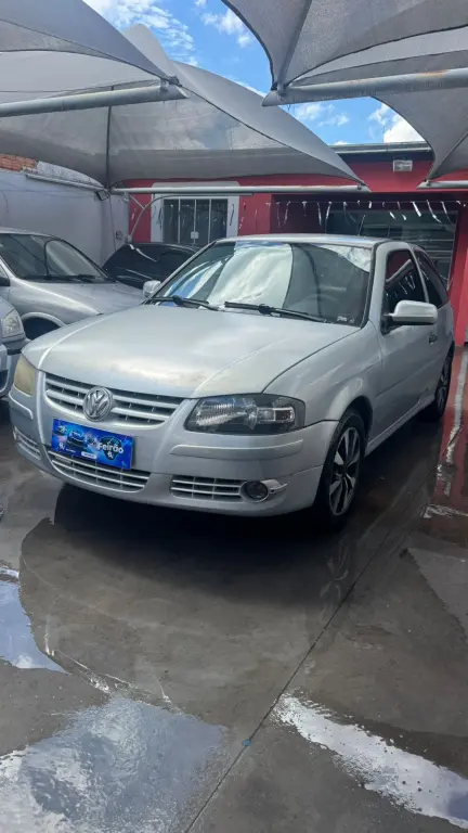 VOLKSWAGEN Gol