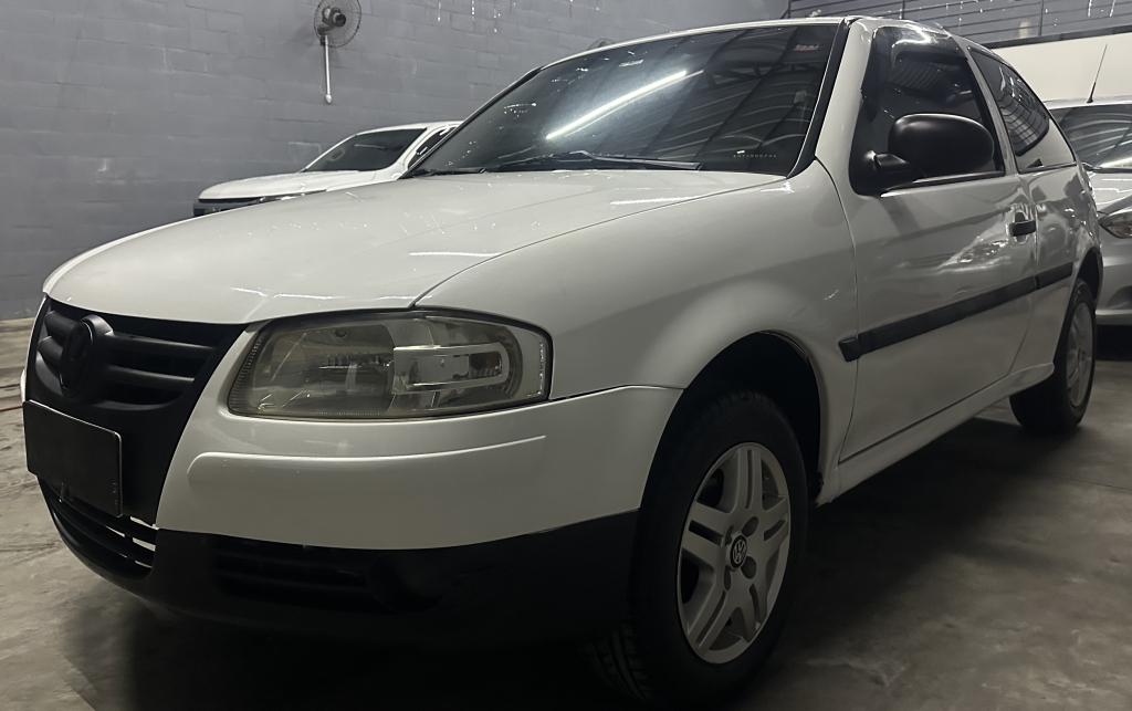 VOLKSWAGEN Gol - Foto