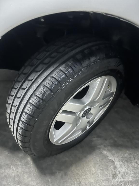 VOLKSWAGEN Gol - Foto