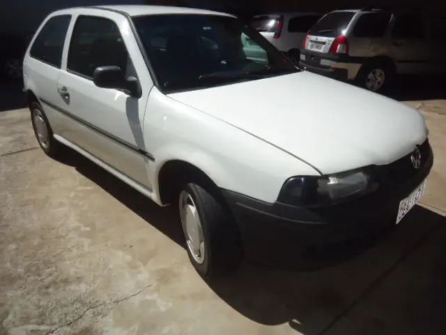 VOLKSWAGEN Gol - Foto